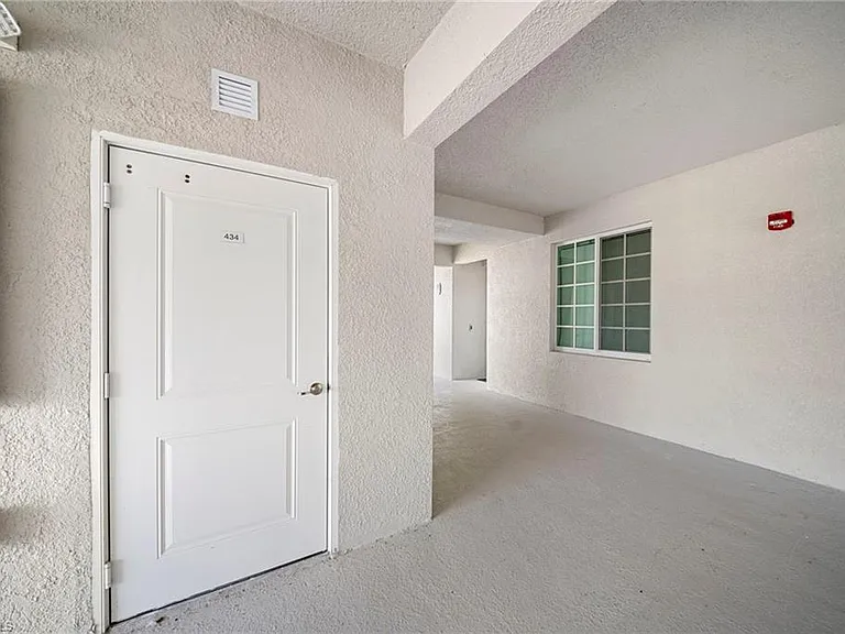 15285 Green Acres Ave #434 — Photo 5