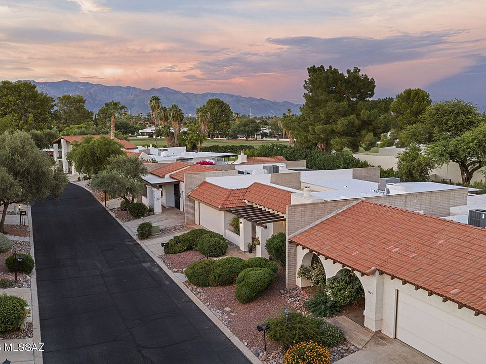 1st image of 1302 N Via Ronda Oriente