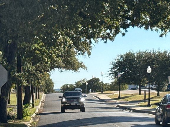 4th image of 2848 Forest Ave