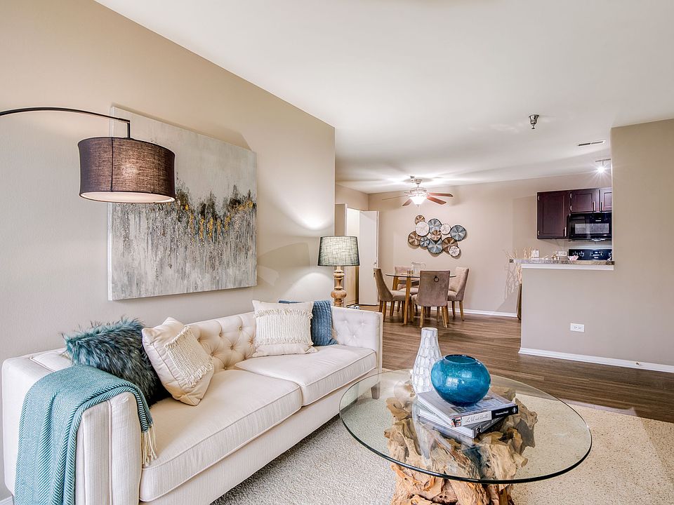 1st image of 245 N Oakhurst Dr #10246771