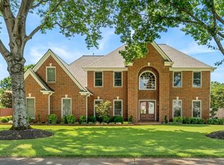 1563 Collingham Dr, Collierville, TN 38017