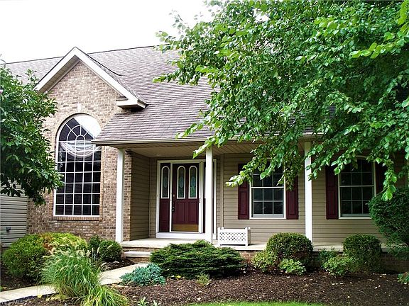 2nd image of 5716 Primavera Dr