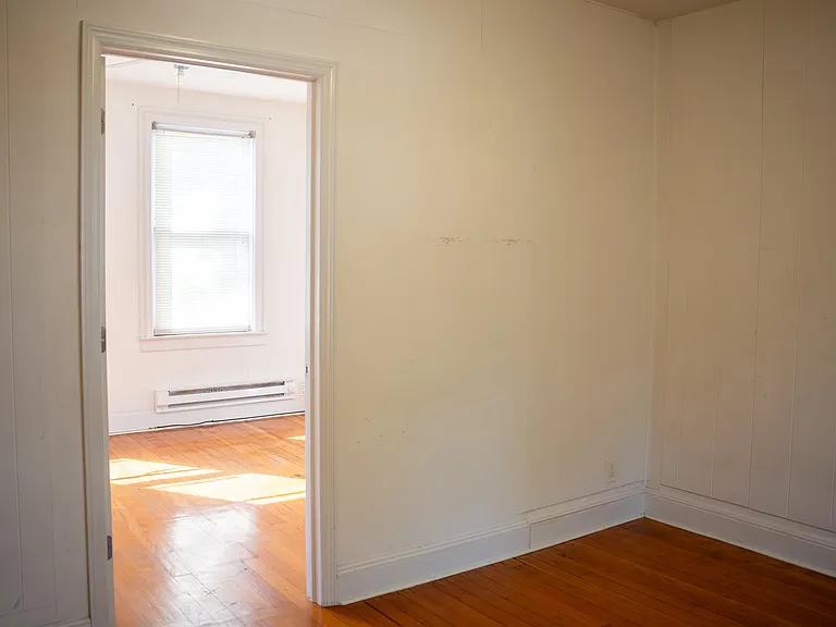 294 Clerk St #1 — Photo 8