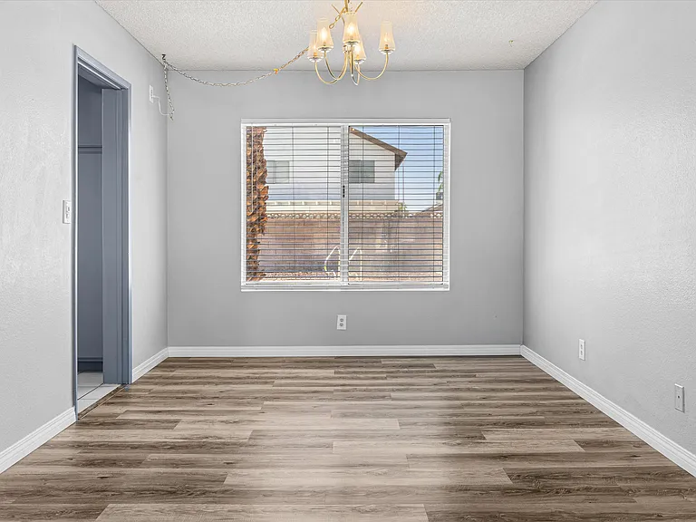 6951 Wedgewood Way — Photo 6