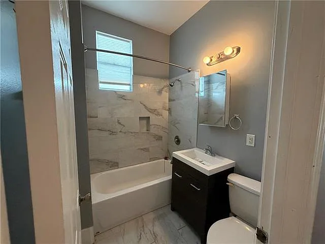 8421 Cohn St — Photo 5