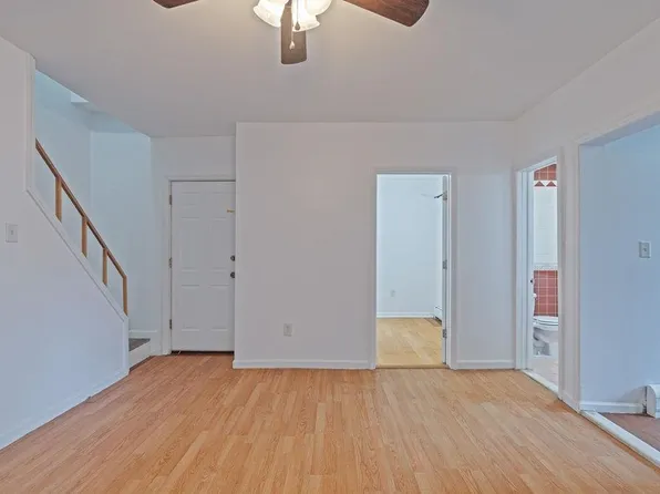 337 Summit Avenue image 2 of 25