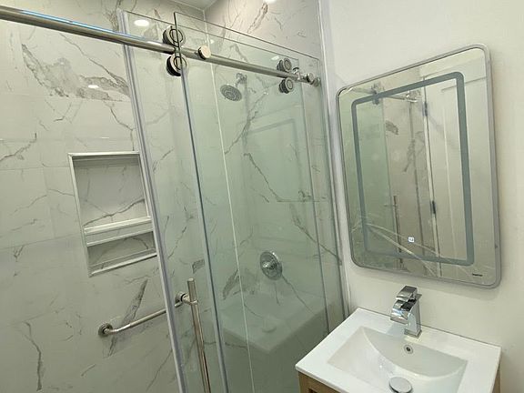 5th image of 200-33 Linden Blvd #2R