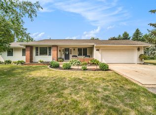 19832 Queens Ct, Manchester, MI