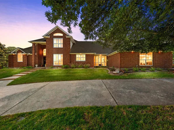 810 Forest Oaks Cir, Woodway, TX 76712