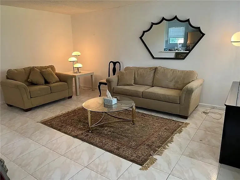 321 Newport Ct #V-unit 321 — Photo 37