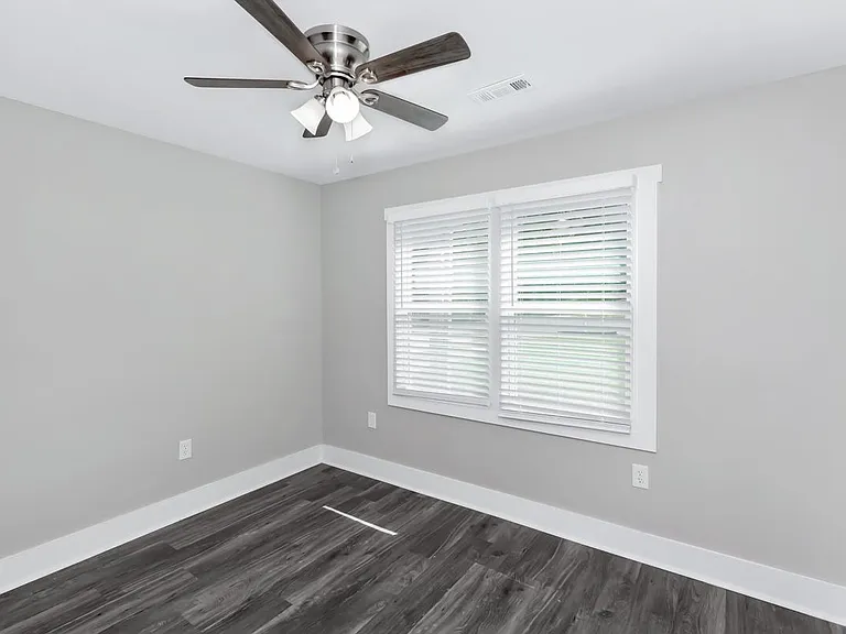 908 Fairway Dr NW — Photo 21