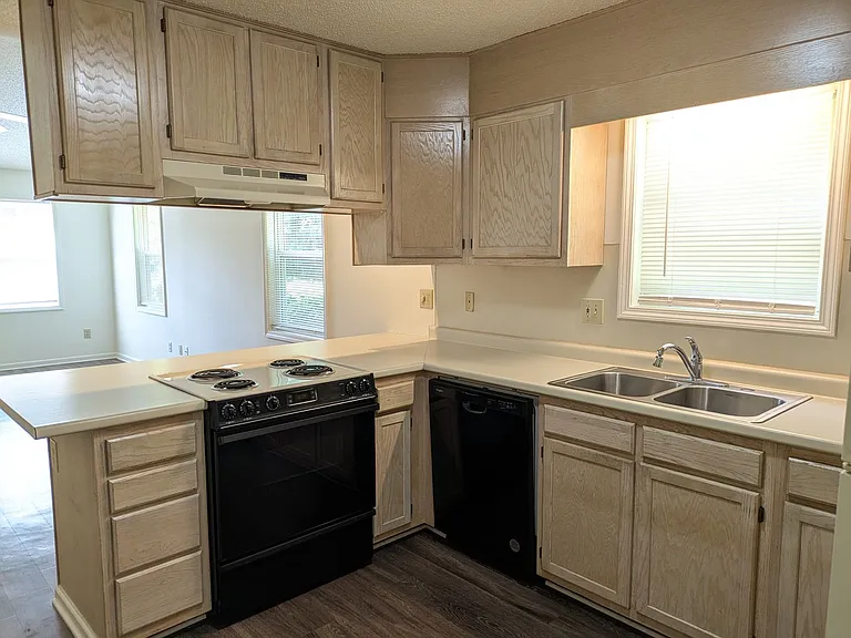 111 Birdie Ct — Photo 12