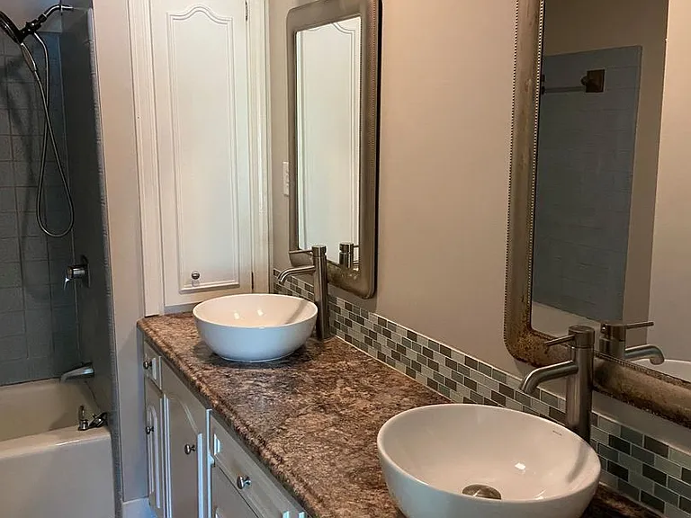 105 Kimberly Dr — Photo 10