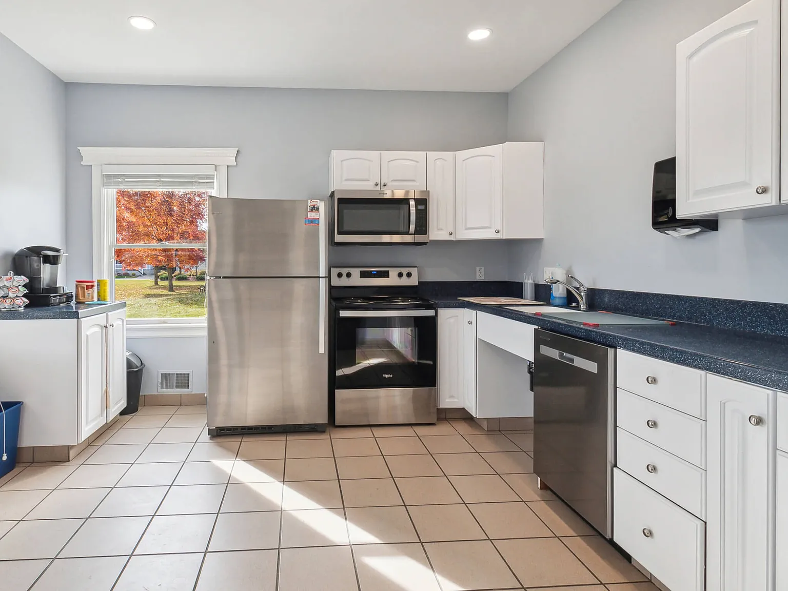 Lakeview Estates on Lawndale — Photo 4