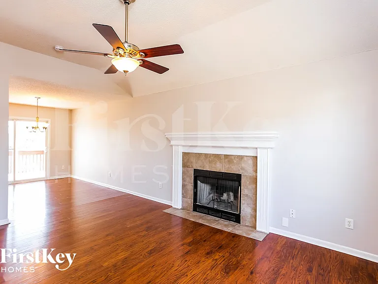419 N Queen Ridge Ave — Photo 4