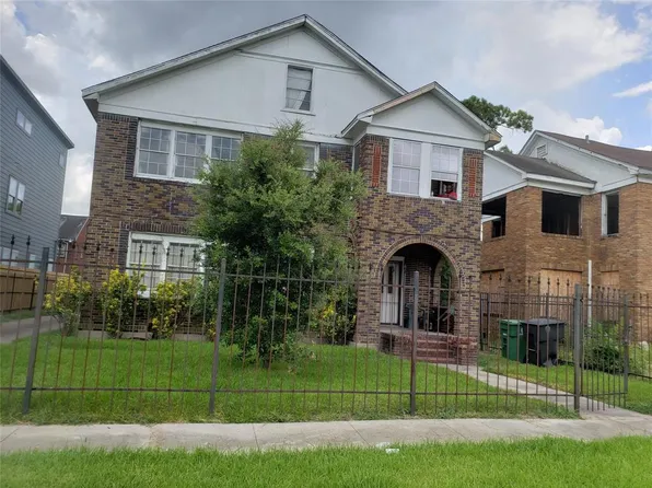 2410 Truxillo St, Houston, TX 77004