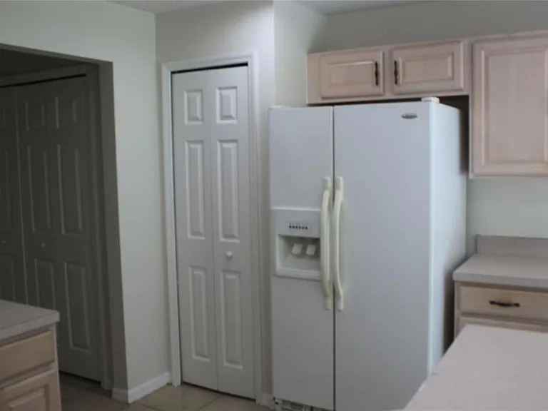 215 Owenshire Cir — Photo 6