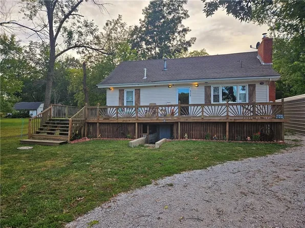 8558A NW High St, Amsterdam, MO 64723