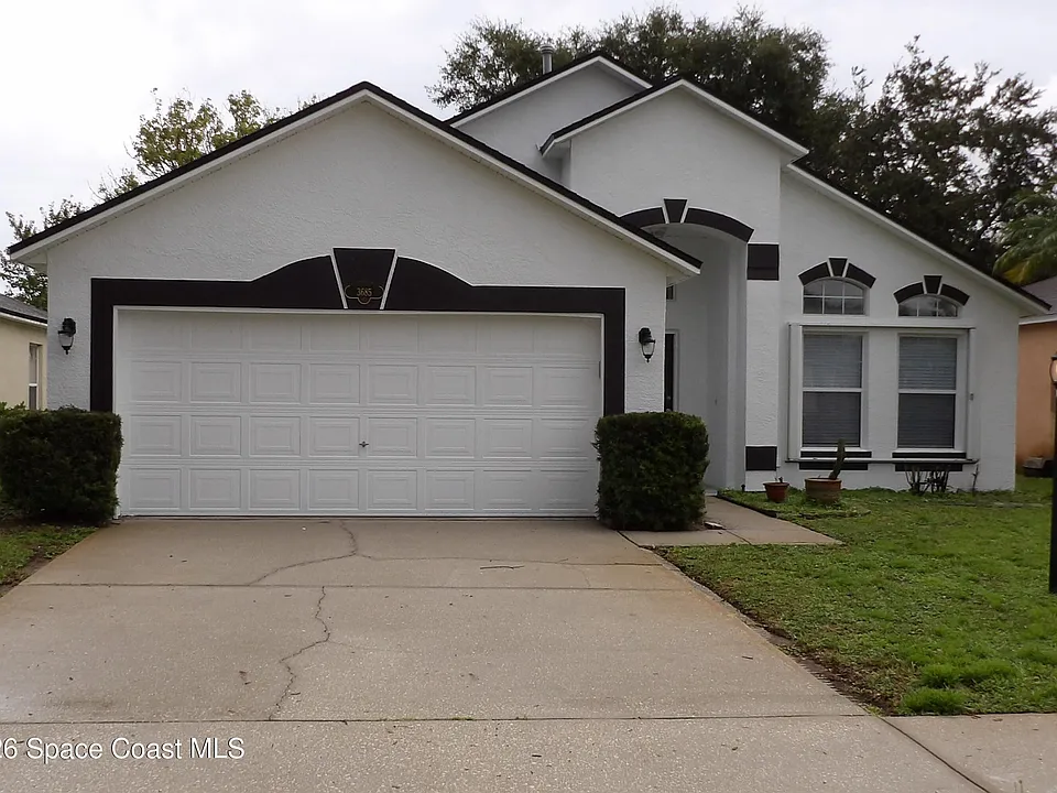 3685 Kestrel Ct