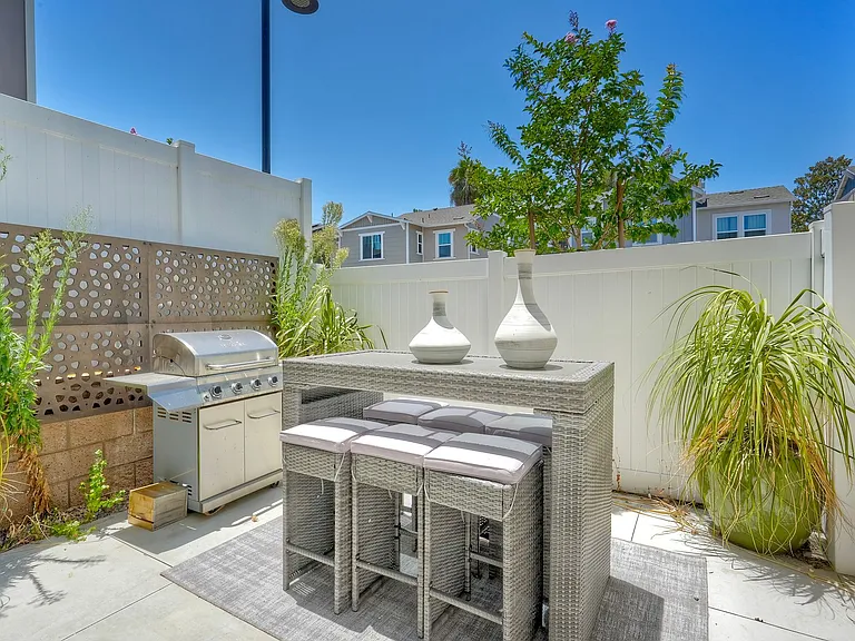 1501 Wingwood Ln — Photo 11