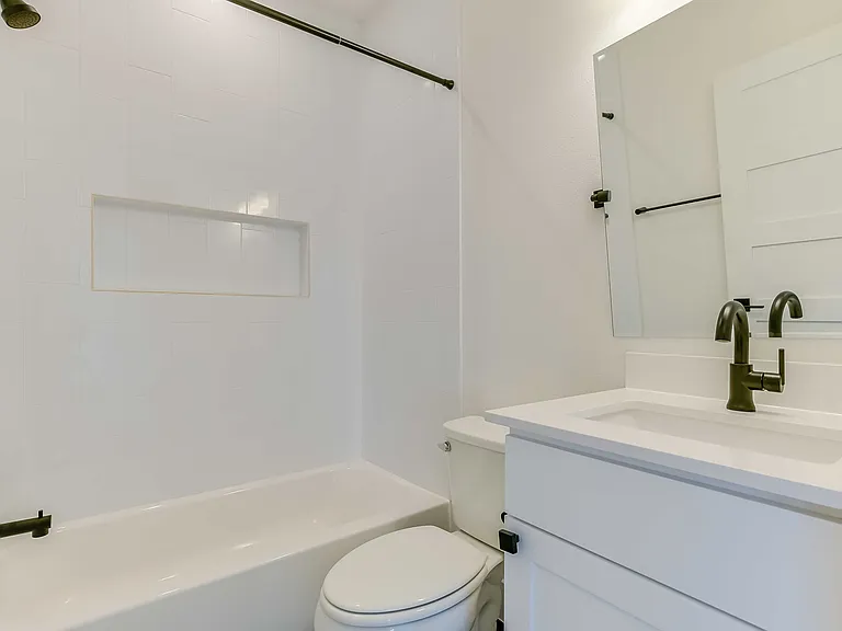 1106 Walton Ln #A — Photo 22