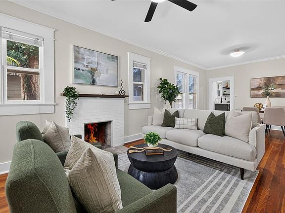 5th image of 1102 E CHELSEA STREET