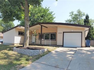 6339 Springwood Rd, Parma Heights, OH 44130