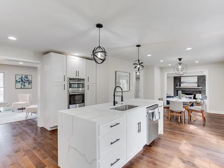 8156 E Buckspark Ln — Photo 6