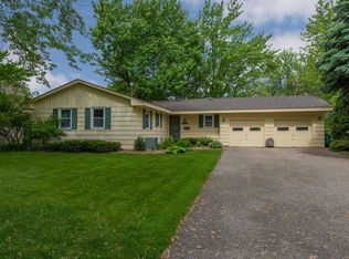 8306 Morris Rd, Bloomington, MN 55437