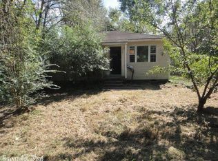 1210 S 2nd St, Judsonia, AR 72081
