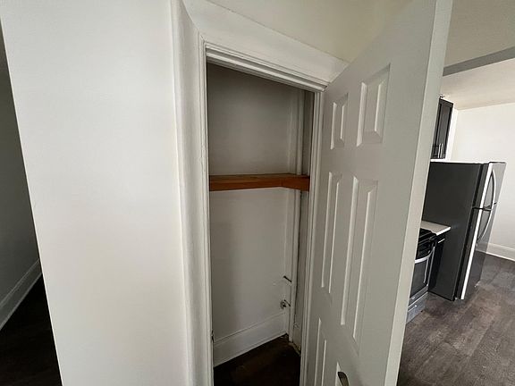 5th image of 108 Glenwood Ave #31E
