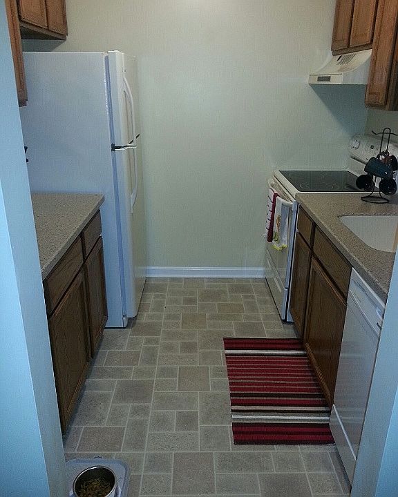 2nd image of 23241 Rosewood Ct APT 1014