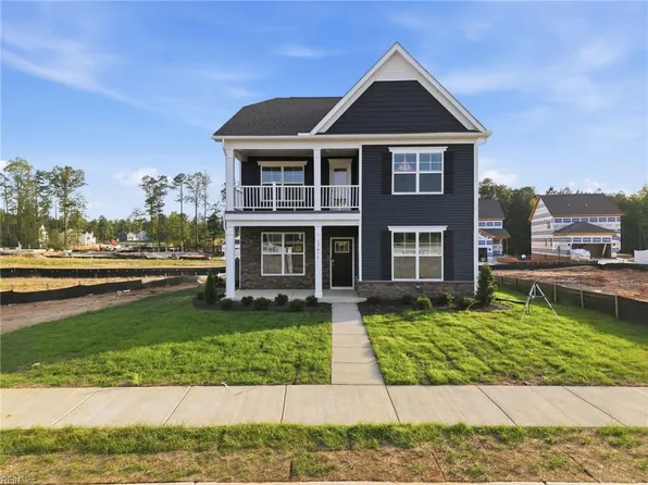 1008 Eastport Pl, Suffolk, VA 23435