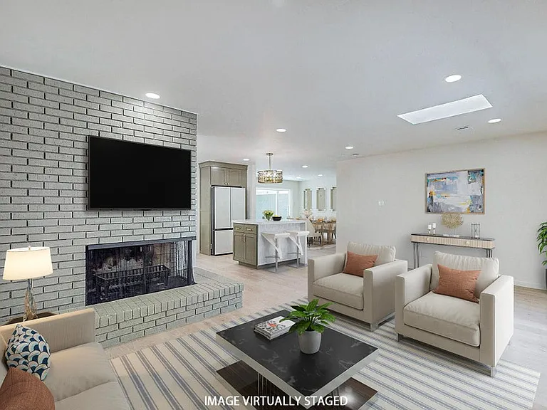 8005 Pickard Ave NE — Photo 38