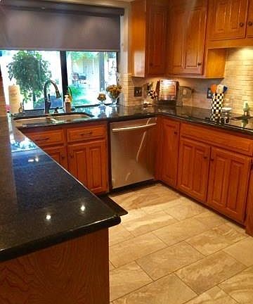 5th image of 104 Tanglewood Ln