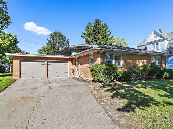 340 Illinois St, Dundee, IL 60118