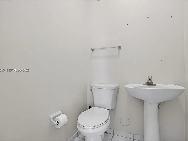 2209 SE 24th Pl #2209 — Photo 26
