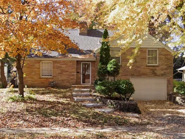 454 N Commonwealth Ave, Elgin, IL 60123