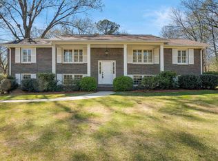 1808 Trail Ridge Dr, Pelham, AL 35124