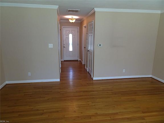 2nd image of 4613 Duke Dr