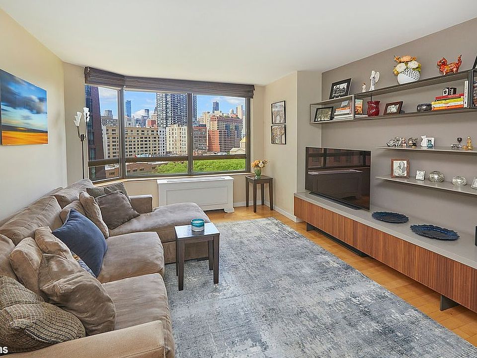 1st image of 630 1st Ave APT 15G