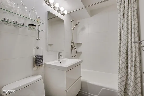 Sold by Citi Habitats | media 6