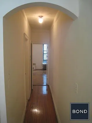 Rented by Bond New York | media 2