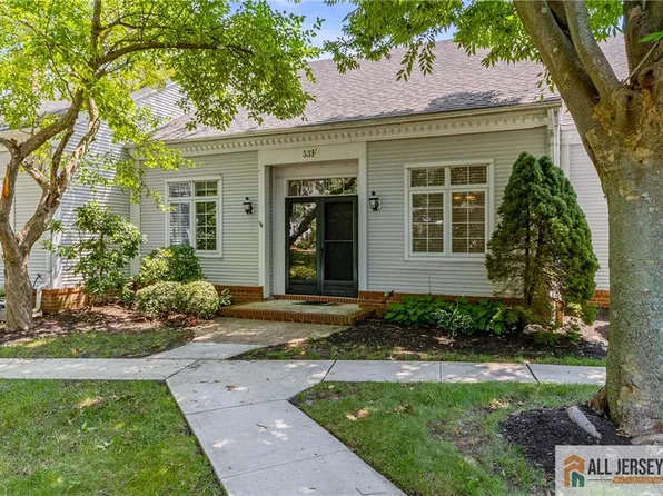 53 Winthrop Rd, Monroe, NJ 08831
