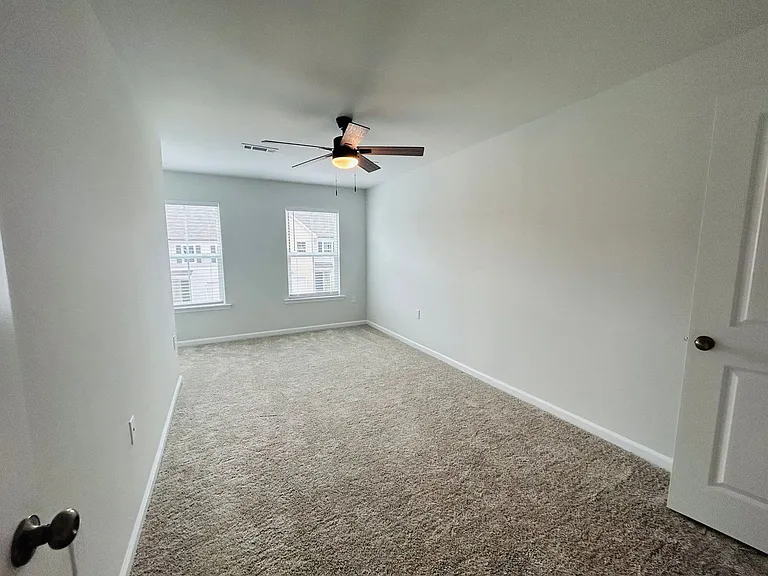 822 Falls Grove Trl — Photo 12