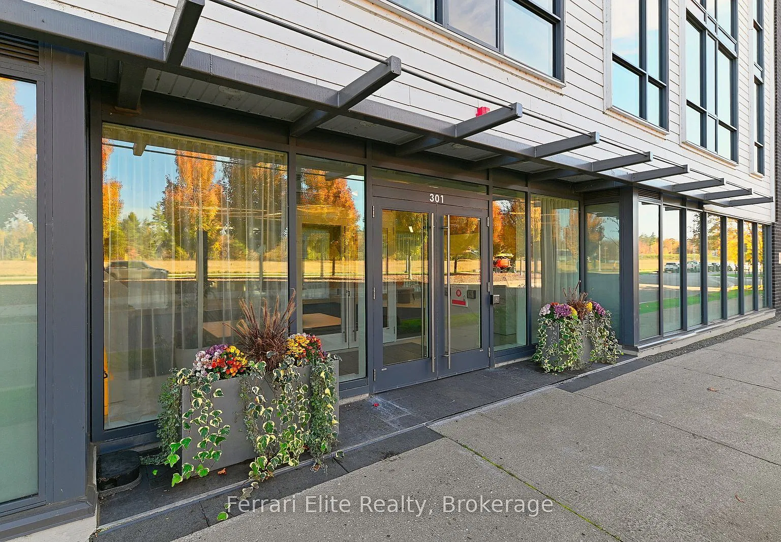 2 bed, $2,400 — Photo 3