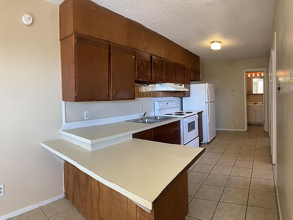 2nd image of 313 Gayland Dr APT 4