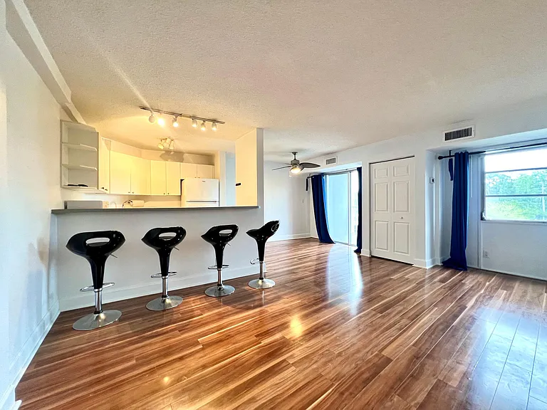 3315 58th Ave S #318 — Photo 5
