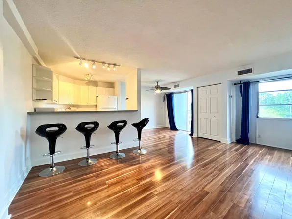 3315 58th Ave S, Saint Petersburg, FL