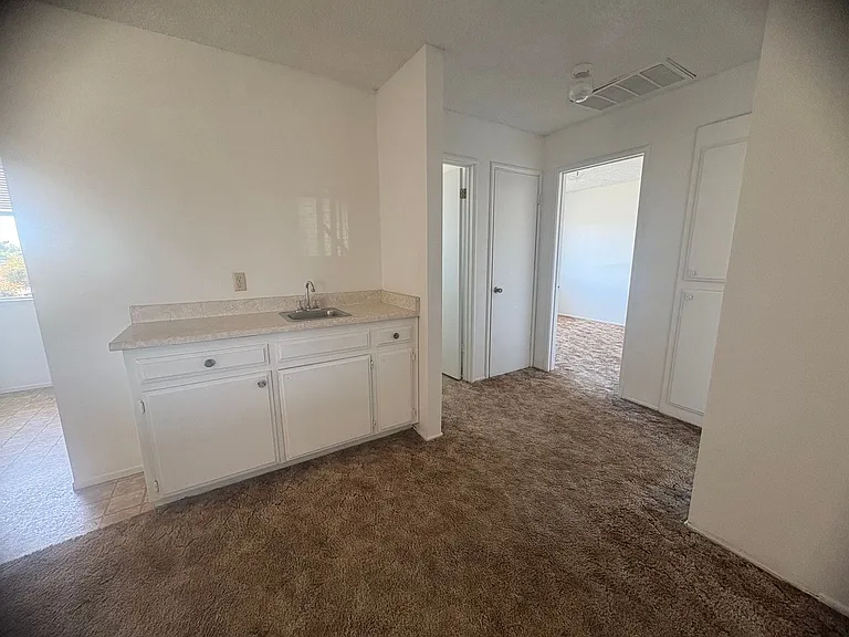 1590 Alfred Way — Photo 30